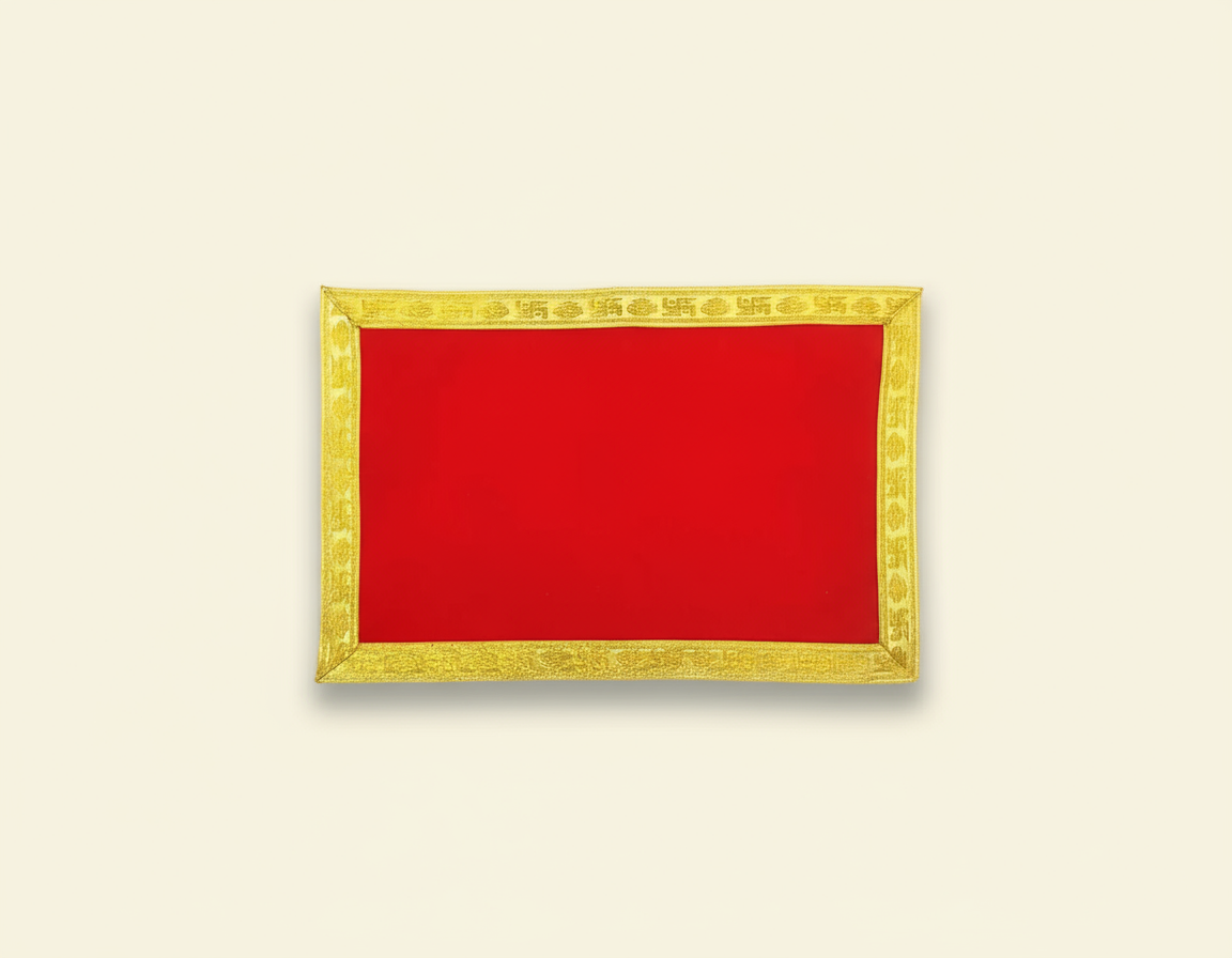 Red cloth - Gallery